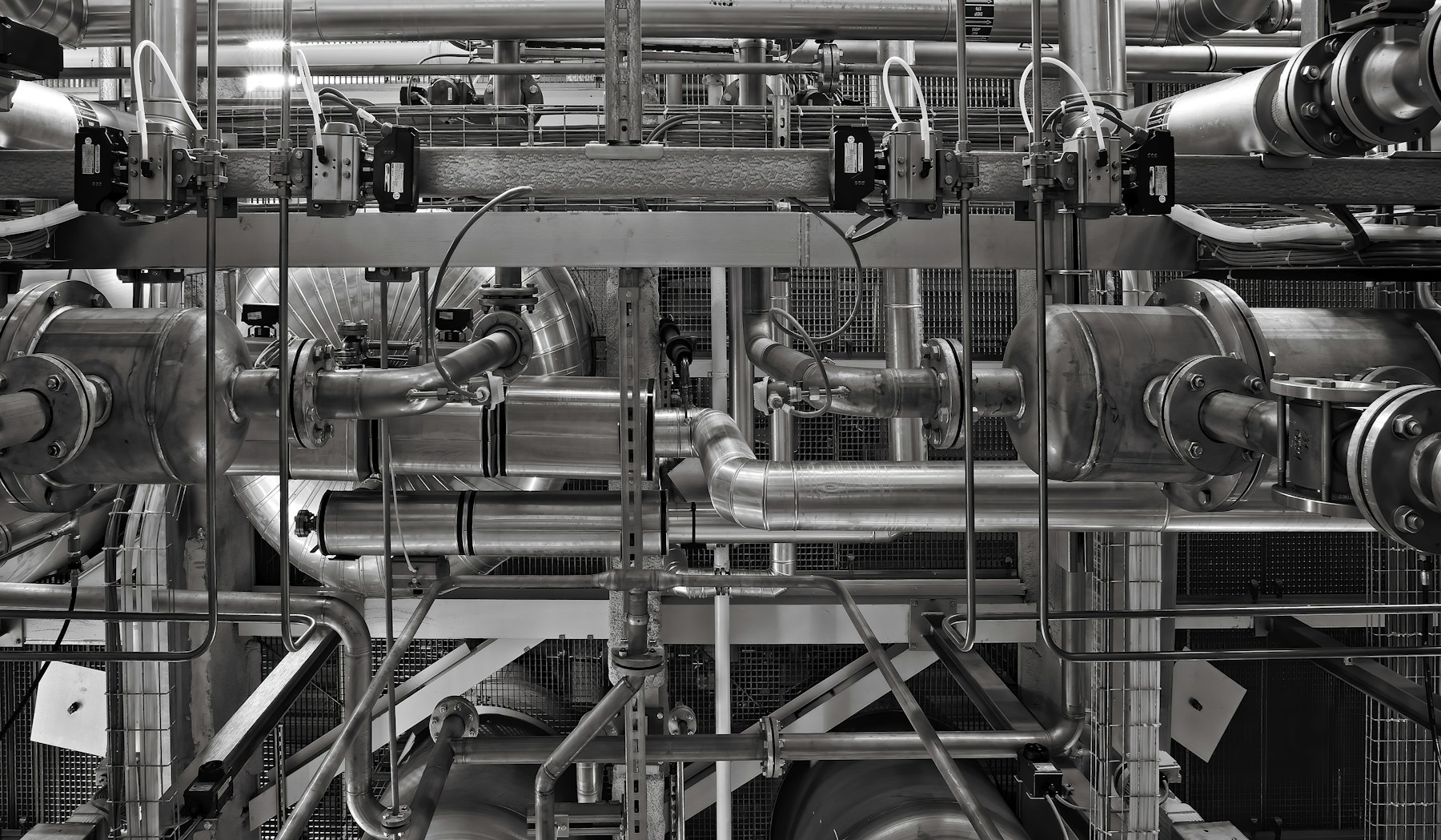 Industrial pipework and valves